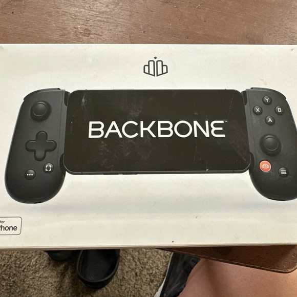 Backbone One Mobile Gaming Controller for iPhone. 2nd Gen NEW IN BOX - Picture 1 of 3